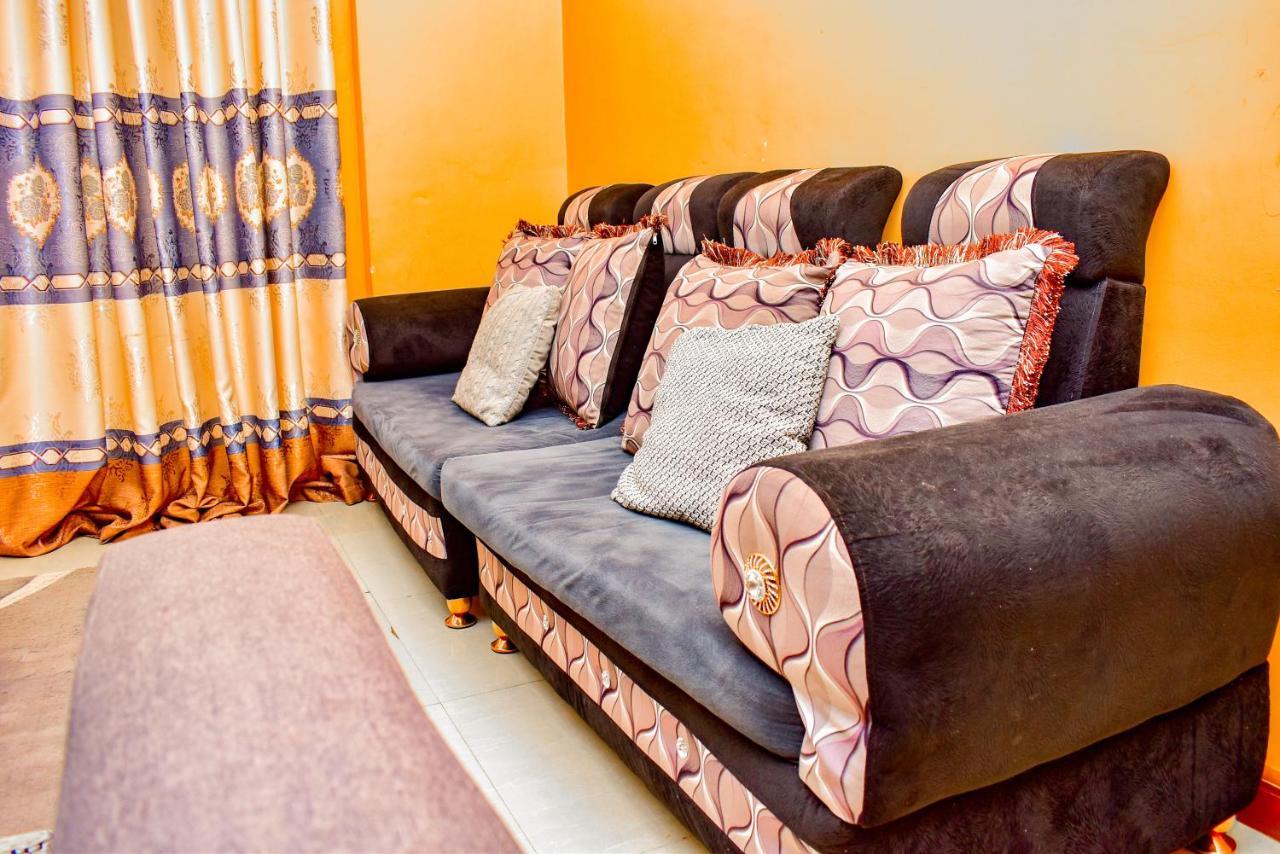 Apex Furnished Apartments Найроби Экстерьер фото